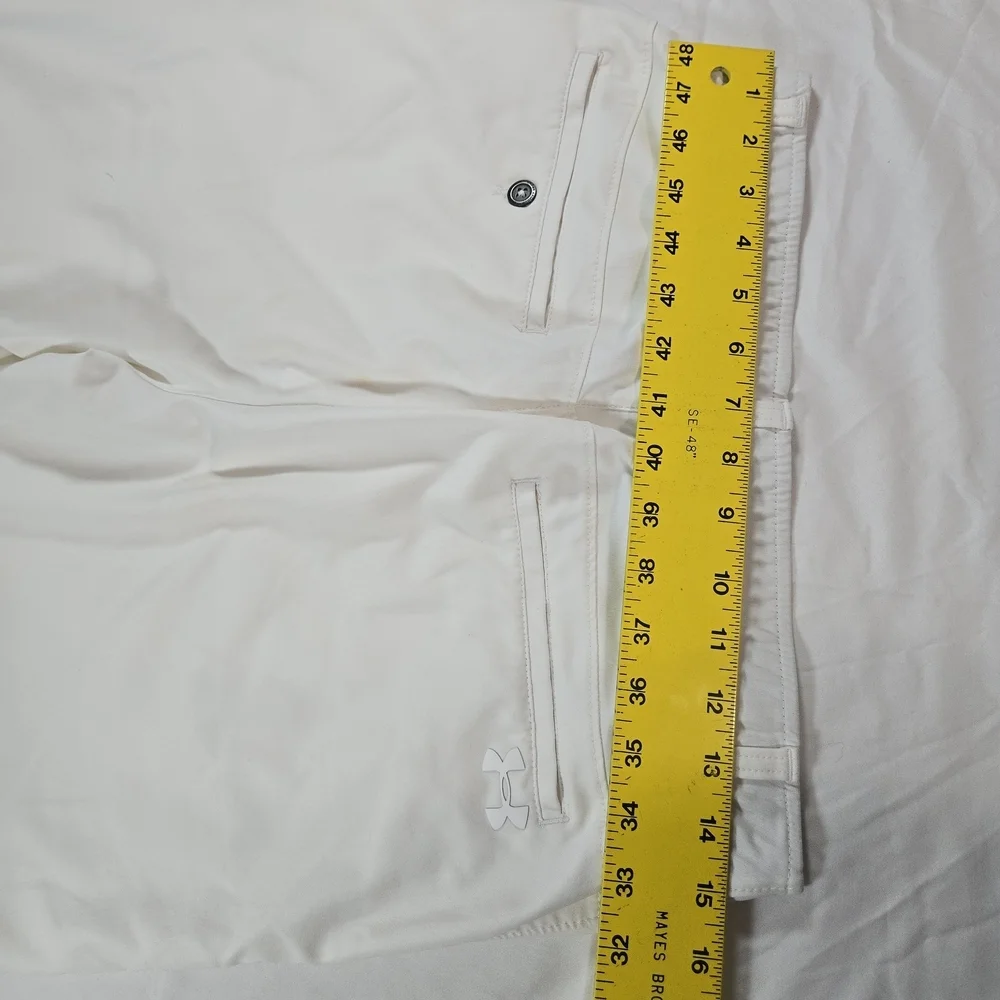 Under Armour Men's Flat Front Shorts Buisuness Casual Travel Golf Athleisure